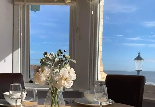 14, The Moorings - Beachfront & Panoramic Sea Views Hébergement de vacances Filey