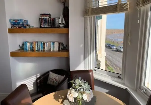 14, The Moorings - Beachfront & Panoramic Sea Views