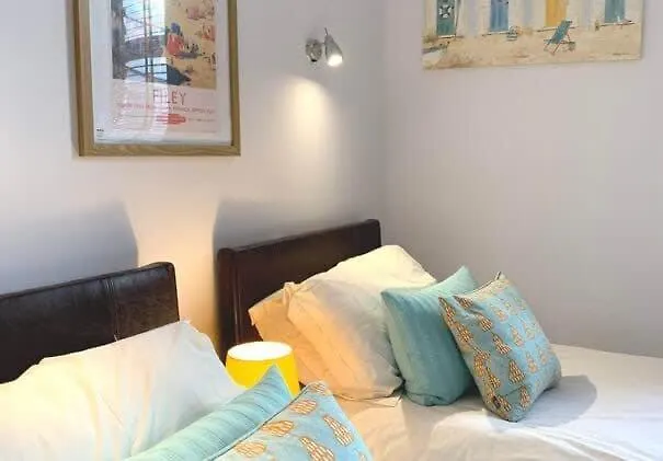 14, The Moorings - Beachfront & Panoramic Sea Views Hébergement de vacances *